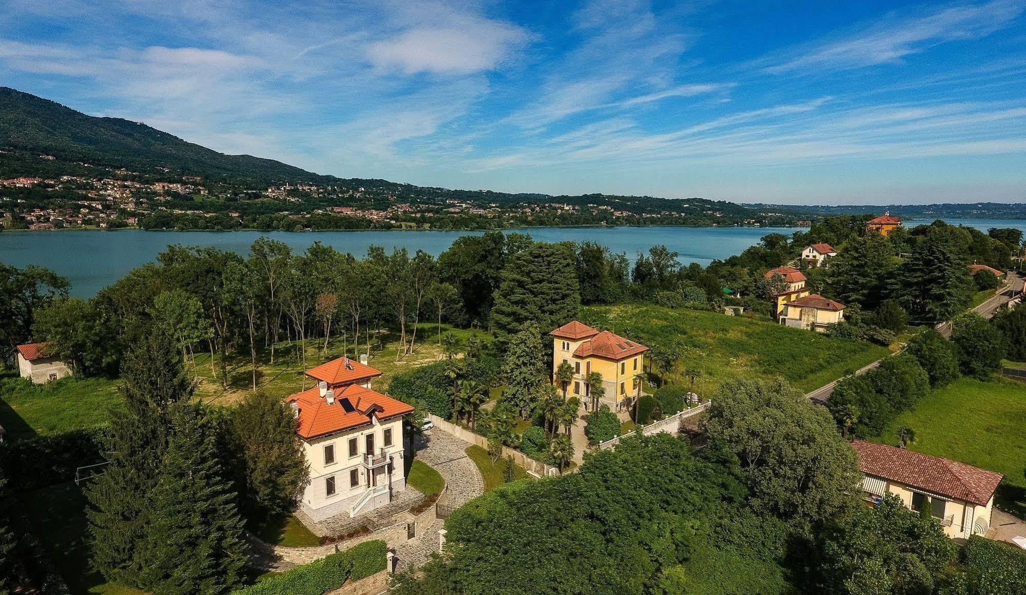 Villa Chiara B&B Biandronno Luaran gambar