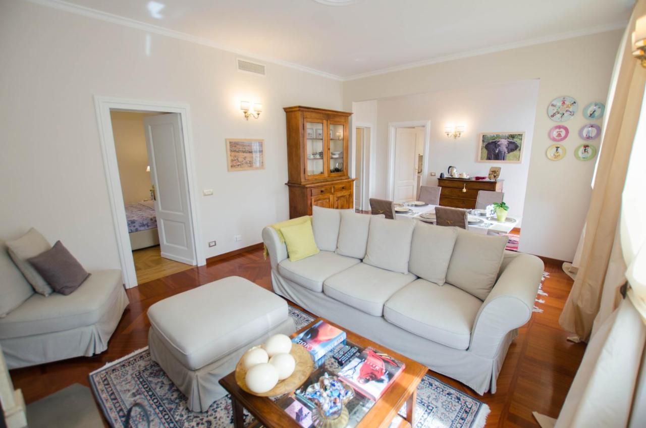 Villa Chiara B&B Biandronno Luaran gambar