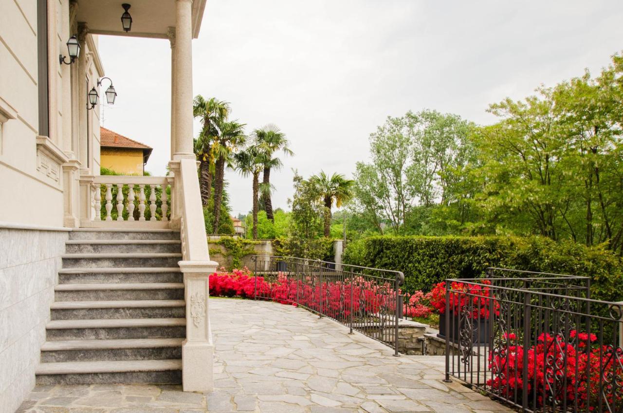 Villa Chiara B&B Biandronno Luaran gambar